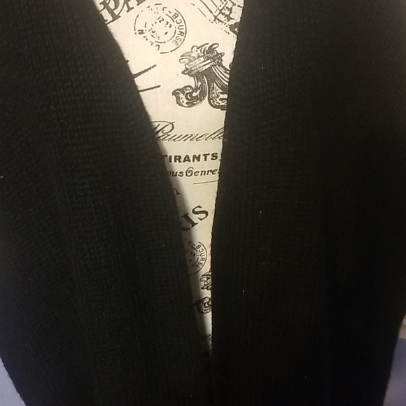 Cardigan - Picture 7 of 12